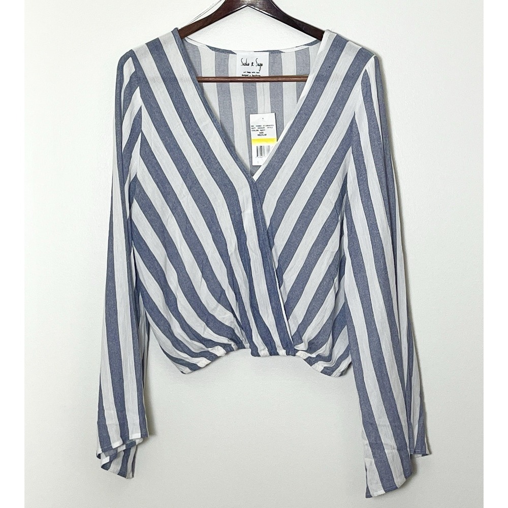 NWT Sadie & Sage Blouse Women's Medium‎ Blue Beachy Stripe Coastal Preppy Ivy